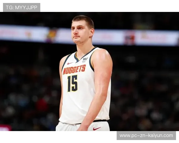 约基奇突破极限命中侧手投，掘金继续扩大比分