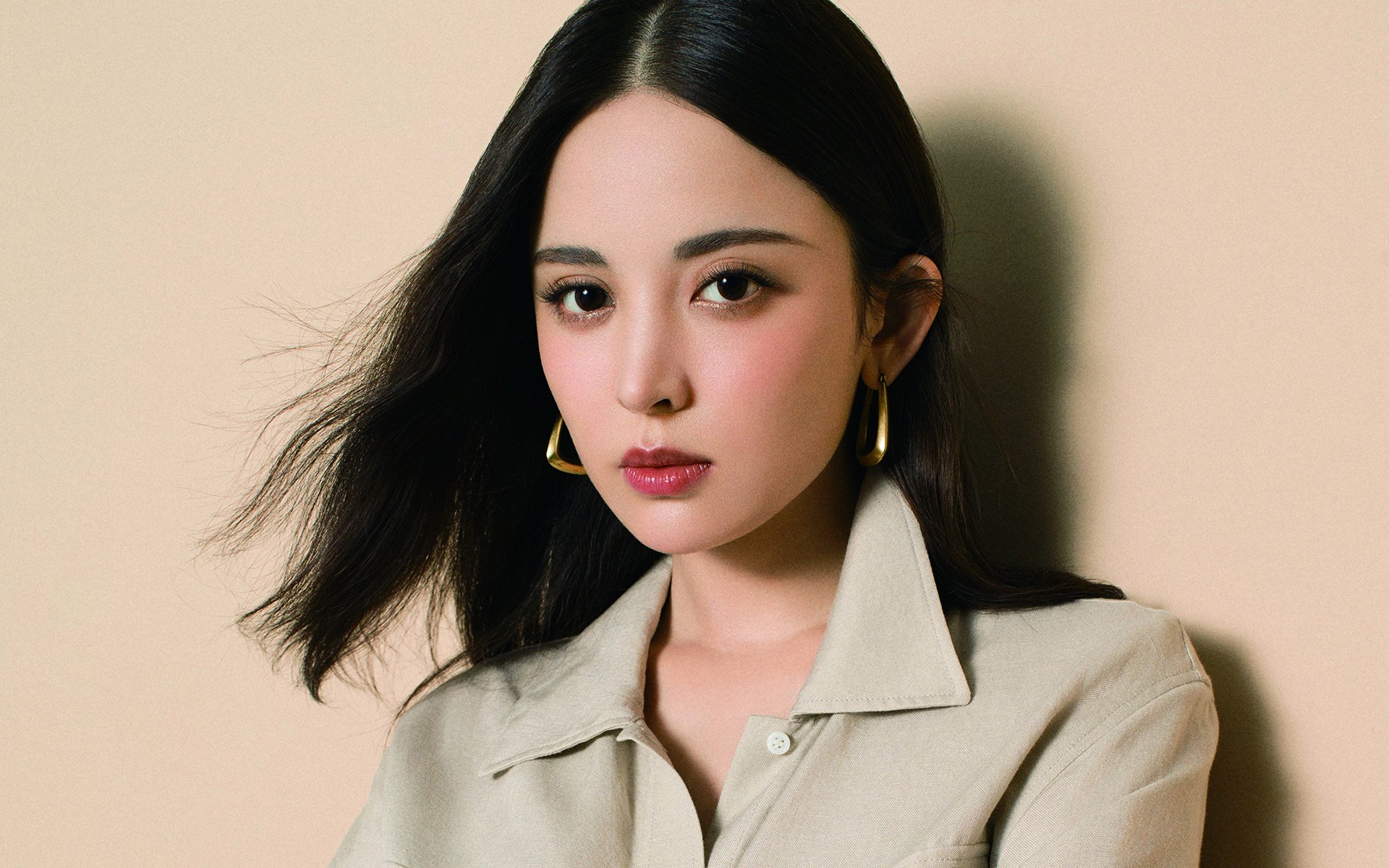 库里接受现场挑战三分球完美命中,库里三分是最准的吗